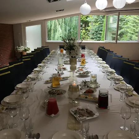 Centrum25 Bed & Breakfast 3*